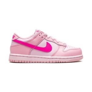 Nike Dunk Low Triple pink